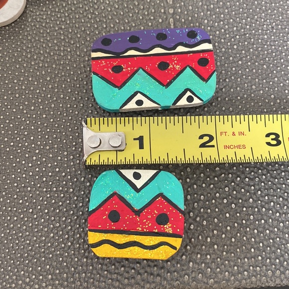 Fiesta Wooden Button Covers (5pcs) with Matching Earrings - Picture 10 of 14